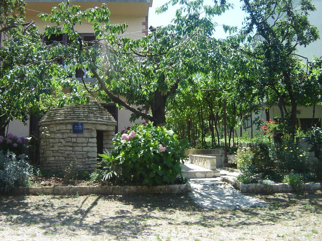 Apartments Grgorinic Пула Екстер'єр фото